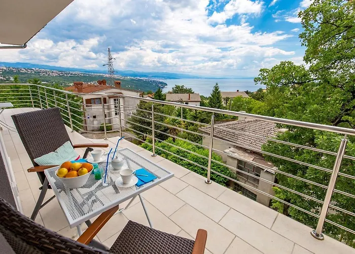 Dragi With Pool, Sauna, & Whirlpool Apartamento Opatija