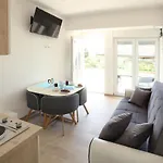 Apartmán Dragi With Pool, Sauna, & Whirlpool *