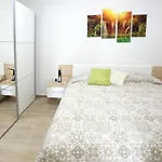 Apartmán Dragi With Pool, Sauna, & Whirlpool