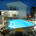 Dragi With Pool, Sauna, & Whirlpool Opatija
