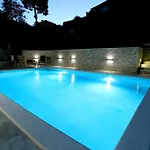 Apartmán Dragi With Pool, Sauna, & Whirlpool Opatija