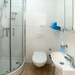 Dragi With Pool, Sauna, & Whirlpool *
