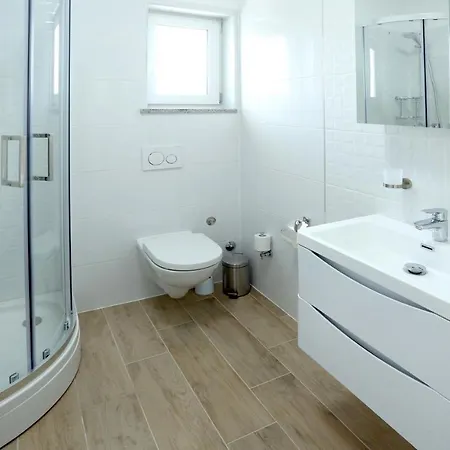 Apartman Dragi With Pool, Sauna, & Whirlpool *