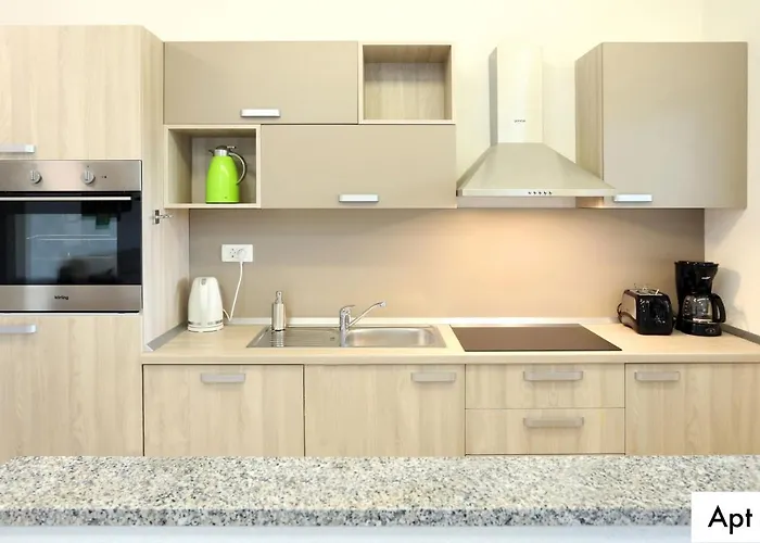 Dragi With Pool, Sauna, & Whirlpool *