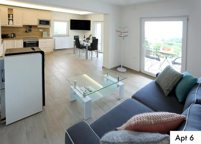 Apartment Dragi With Pool, Sauna, & Whirlpool