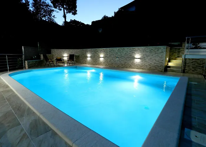 Apartment Dragi With Pool, Sauna, & Whirlpool Opatija