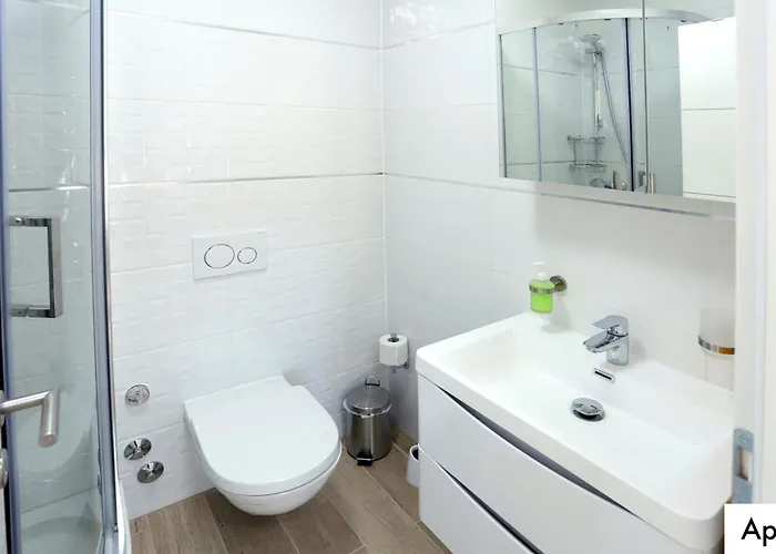 Apartment Dragi With Pool, Sauna, & Whirlpool