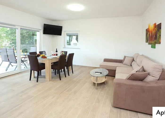 Dragi With Pool, Sauna, & Whirlpool Apartment