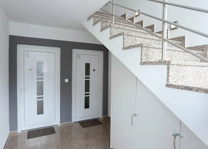 Dragi With Pool, Sauna, & Whirlpool Appartement Opatija