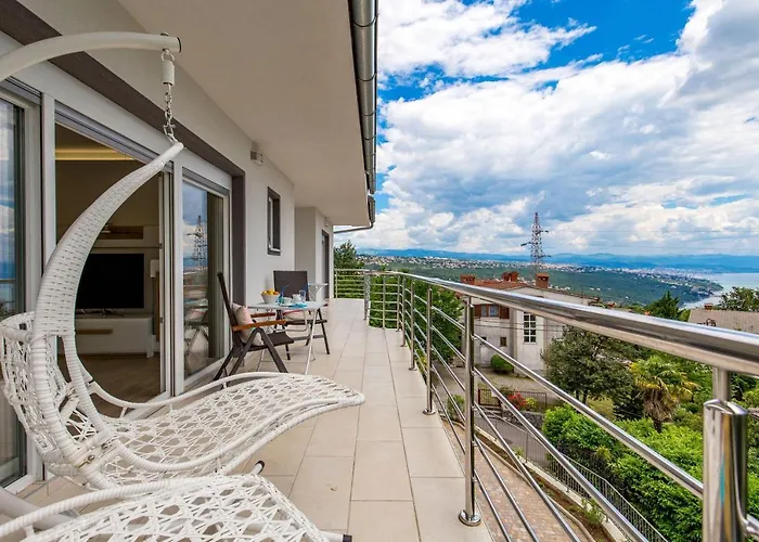 Apartment Dragi With Pool, Sauna, & Whirlpool