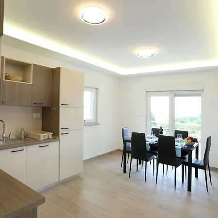 Dragi With Pool, Sauna, & Whirlpool Apartment Opatija